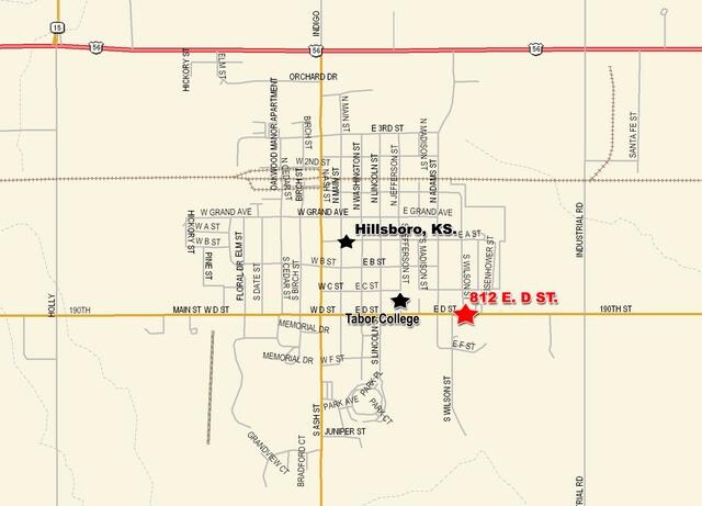 More Photos Of 812 E D St, Hillsboro Freestanding For Sale