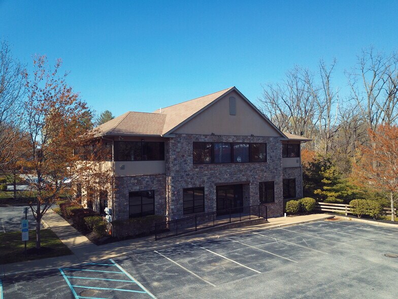 More Photos Of 519 Lancaster Ave, Malvern Office For Sale