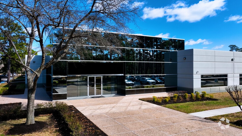 Primary Photo Of 22001 Northpark Dr, Kingwood Light Manufacturing For Lease