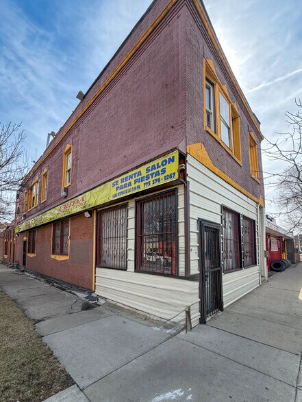 More Photos Of 3935 S Kedzie Ave, Chicago Storefront Retail Residential For Sale
