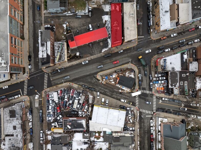 More Photos Of 962 Main Ave, Passaic Apartments For Sale