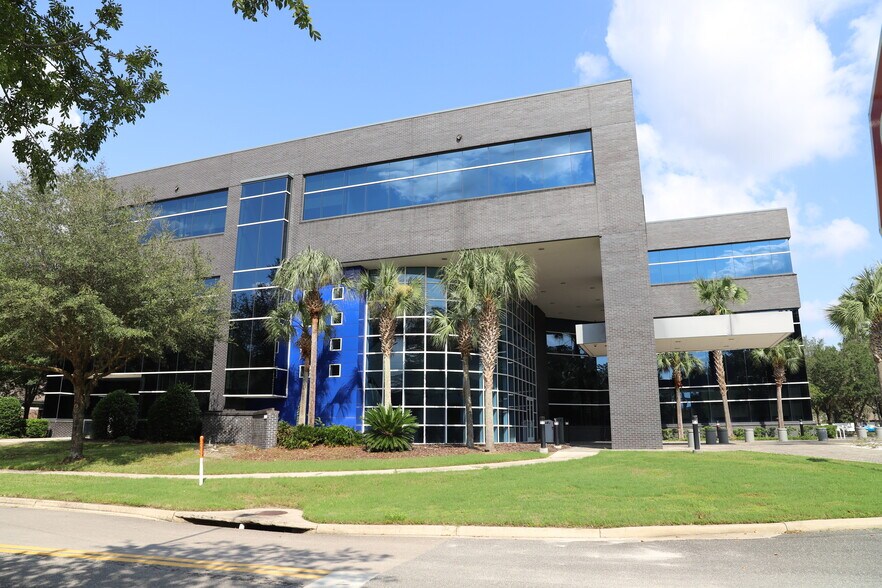 More Photos Of 5950 NW 1st Pl, Gainesville Office For Lease