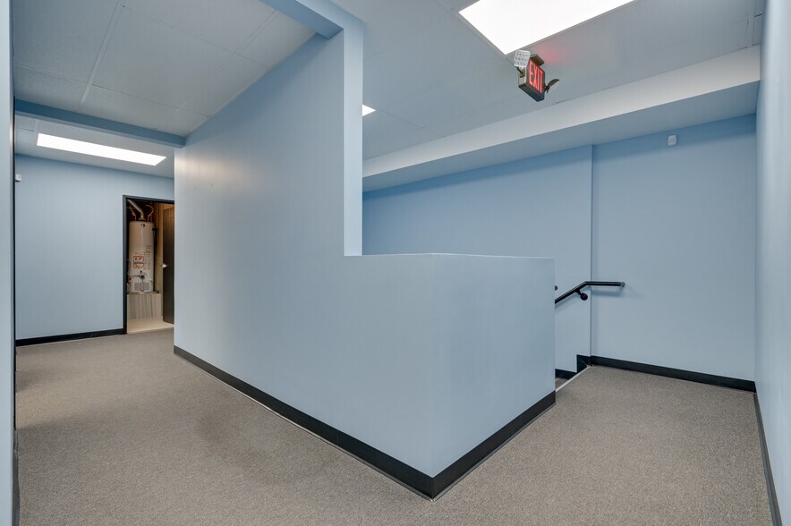 More Photos Of 5190 Arville St, Las Vegas Manufacturing For Sale