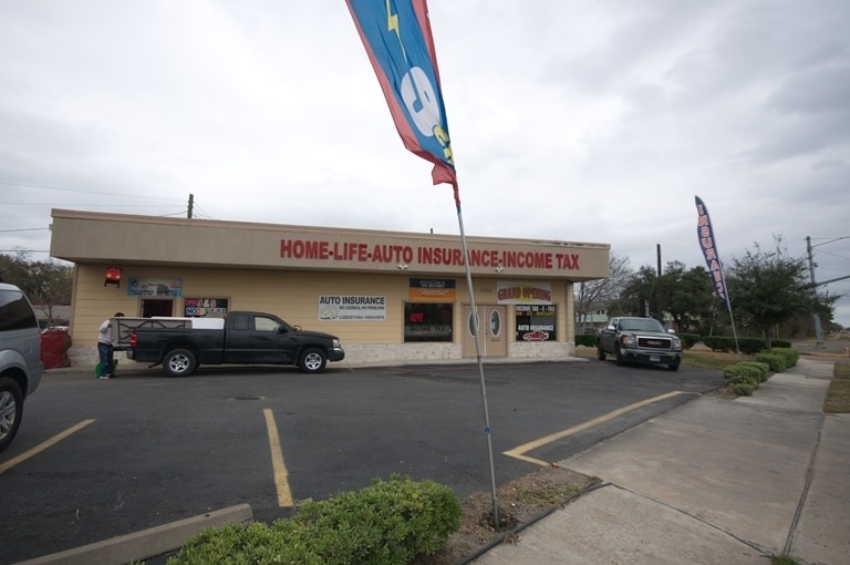 Primary Photo Of 2555 Allen Genoa Rd, Pasadena Land For Sale