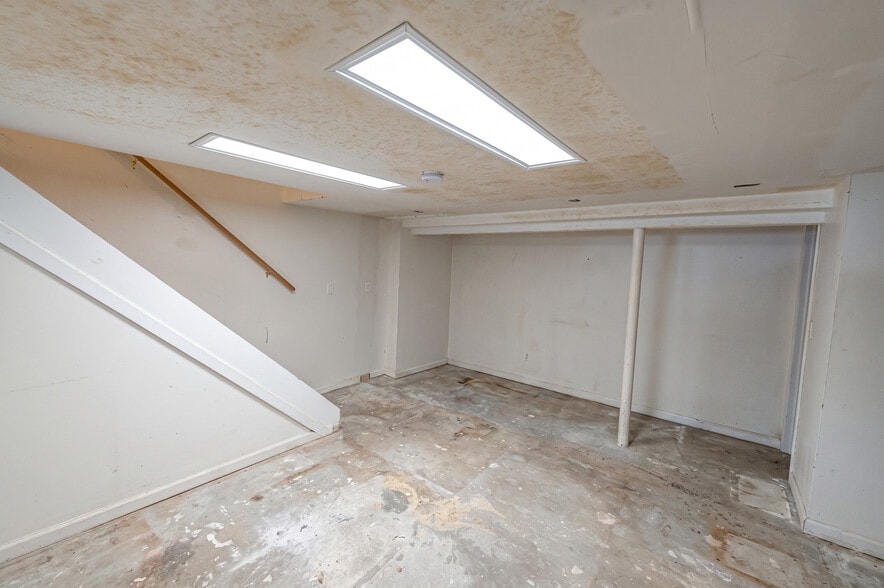More Photos Of 3250 Sunrise Hwy, Islip Terrace Medical For Sale