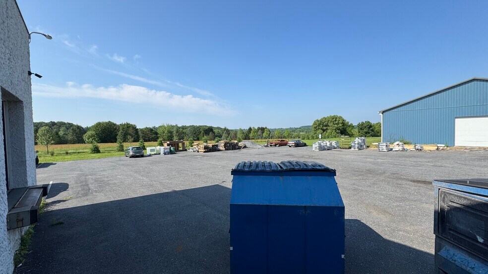 More Photos Of 231 Moorestown Dr, Bath Manufacturing For Sale