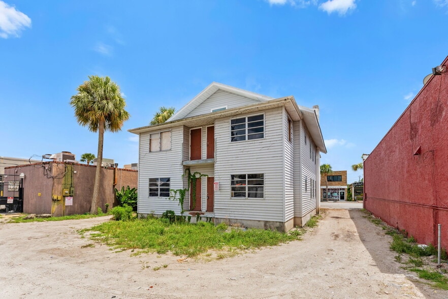 More Photos Of 814 E New Haven Ave, Melbourne Office For Sale