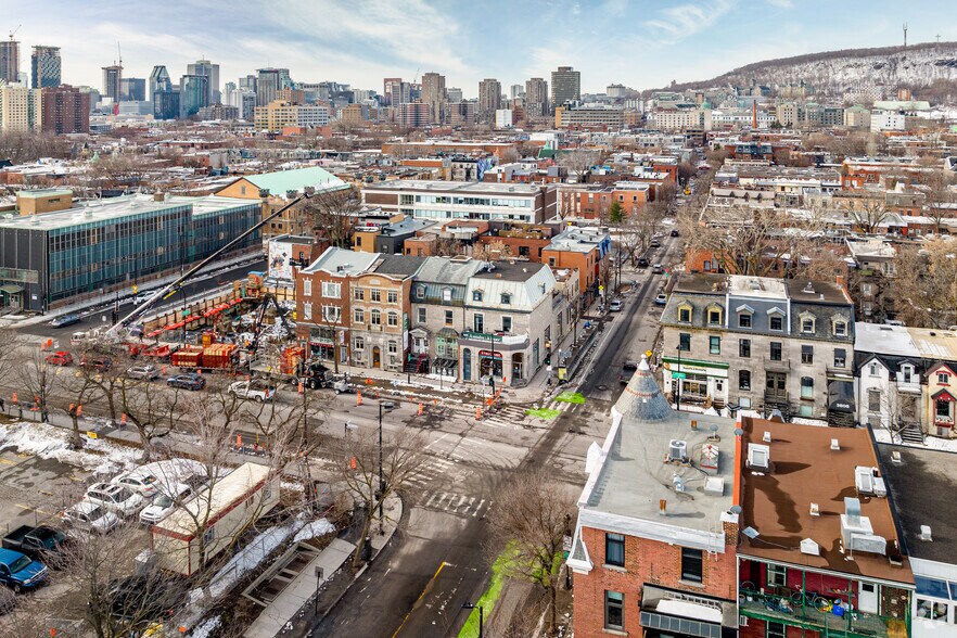 More Photos Of 3780 Rue Saint-Denis, Montréal Storefront Retail Residential For Sale