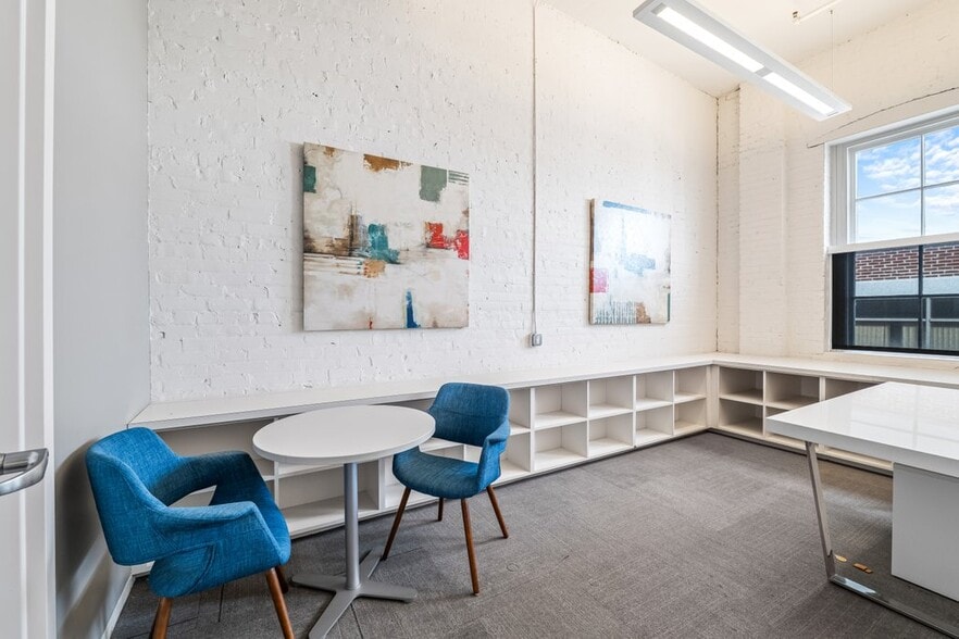 More Photos Of 315 E Bay St, Jacksonville Office For Lease