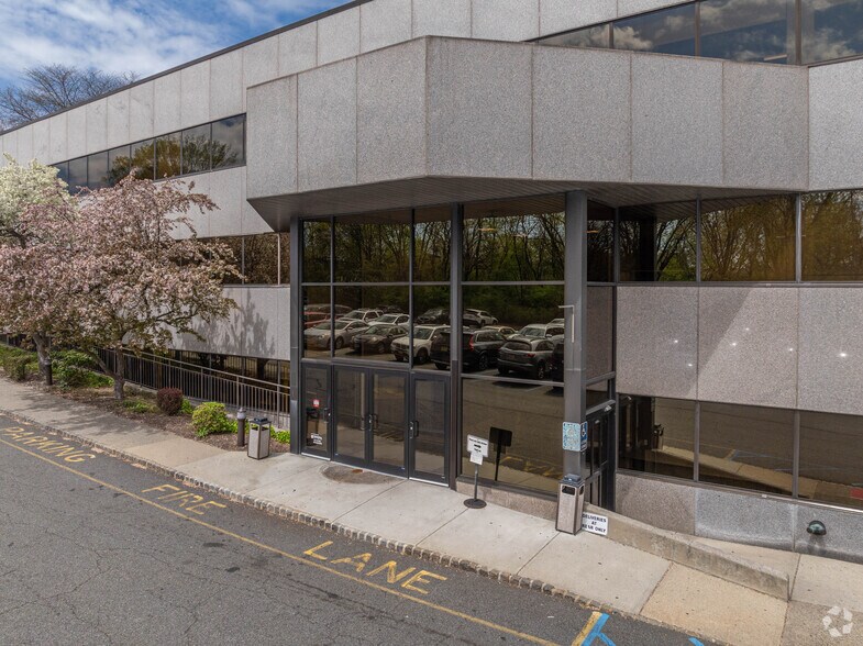 More Photos Of 1135 Broad St, Clifton Medical For Lease