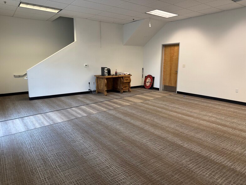 More Photos Of 5700-5712 Lonetree Blvd, Rocklin Flex For Sale