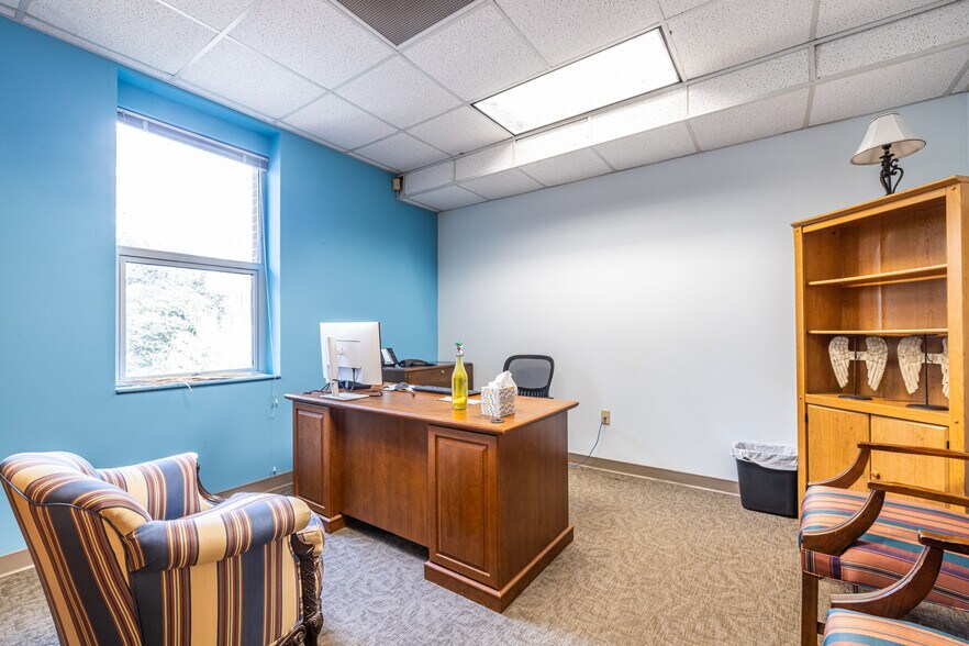 More Photos Of 1790 Lavista Rd NE, Atlanta Specialty For Lease