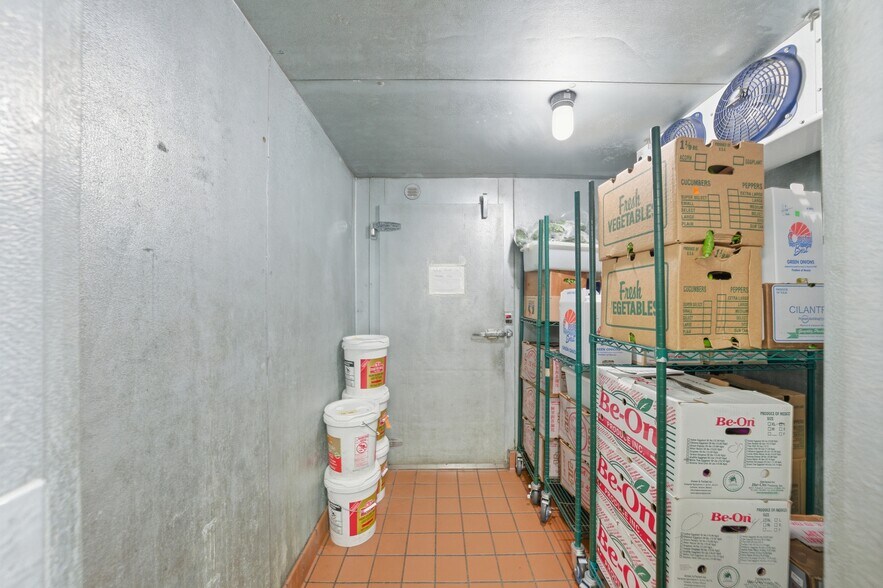 More Photos Of 17961 Sky Park Cir, Irvine Light Manufacturing For Lease