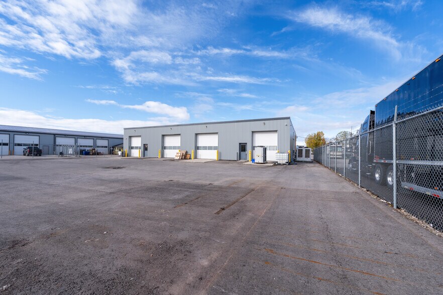 More Photos Of 26 Tamara Pl, Brantford Distribution For Sale