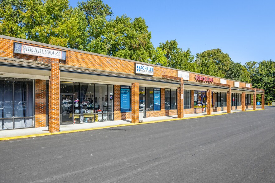 More Photos Of King William Ave Btwn Ogd St @ King William Ave btwn Ogden St & Ch, West Point Unknown For Lease