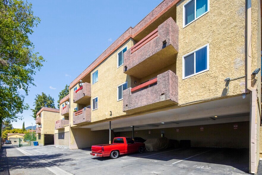 More Photos Of 13266 Foothill Blvd, Sylmar Apartments For Sale