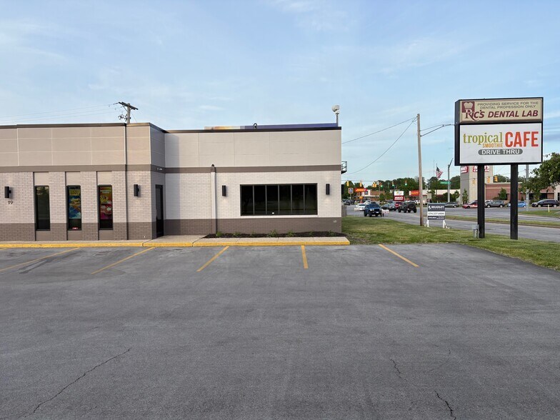 More Photos Of 119 W Ireland Rd, South Bend Medical For Lease