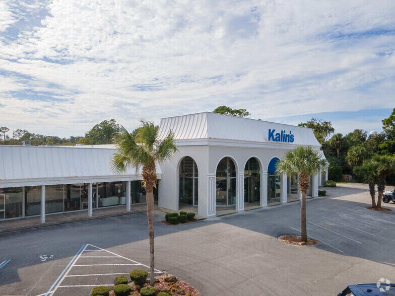 More Photos Of 298 S Yonge St, Ormond Beach Freestanding For Lease