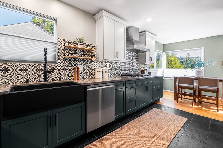 More Photos Of 8124 Greenly Dr, Oakland Apartments For Sale