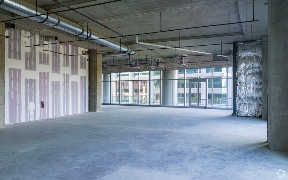 More Photos Of 600 S Tryon St, Charlotte Office For Lease