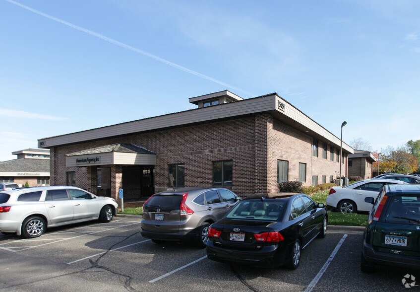 More Photos Of 5851 Cedar Lake Rd, Saint Louis Park Office For Sale