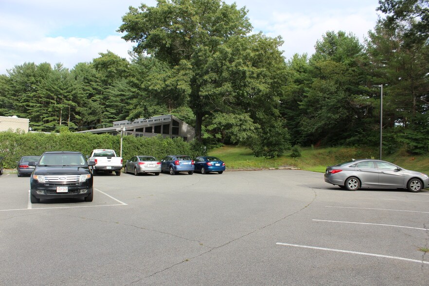 More Photos Of 96 Beach Rd, Salisbury Beach Storefront Retail Residential For Sale