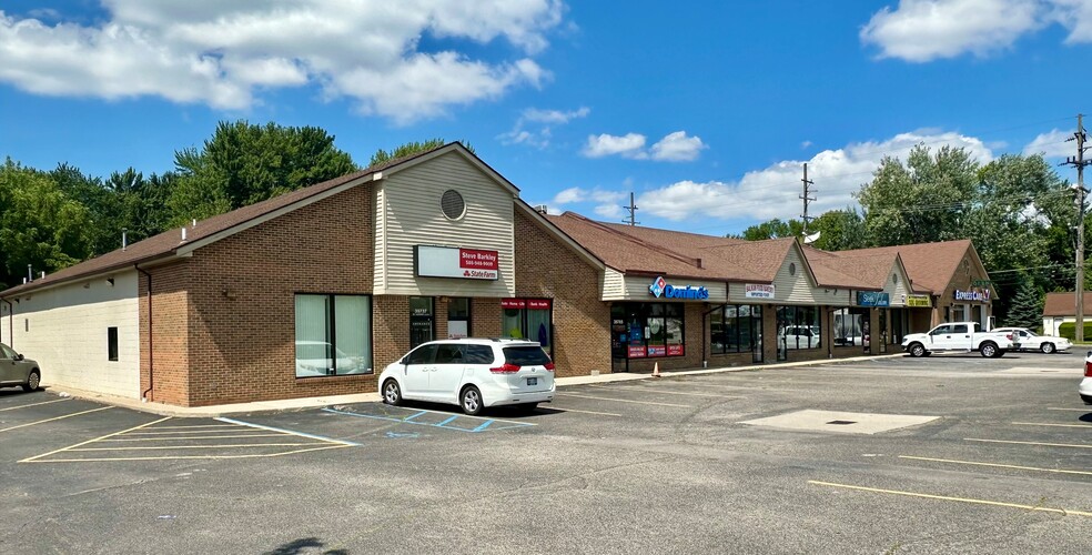 Primary Photo Of 35737-35799 Harper Ave, Clinton Township Storefront Retail Office For Lease