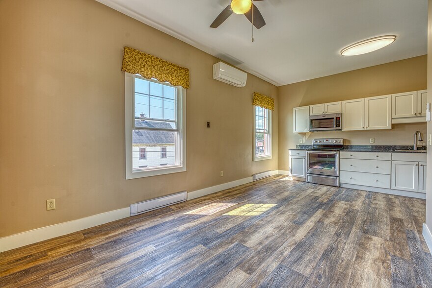 More Photos Of 2 Perkins Pl, Woodsville Apartments For Sale