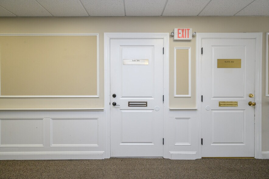 More Photos Of 727 Raritan Rd, Clark Loft Creative Space For Lease