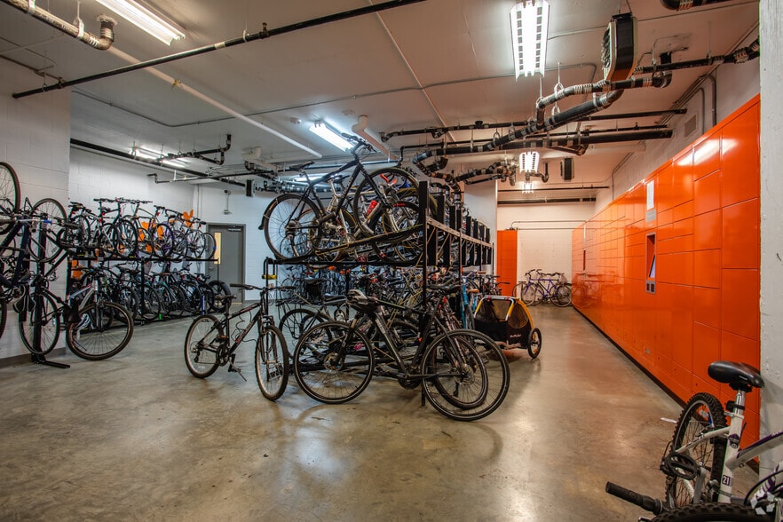 More Photos Of 2112 8th St NW, Washington Apartments For Lease