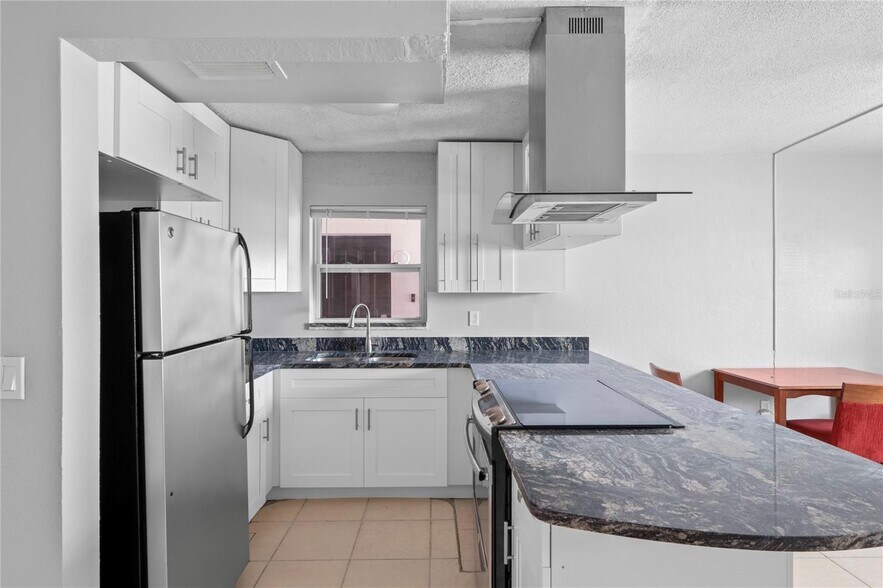 More Photos Of 11705 3rd St E, Treasure Island Apartments For Sale
