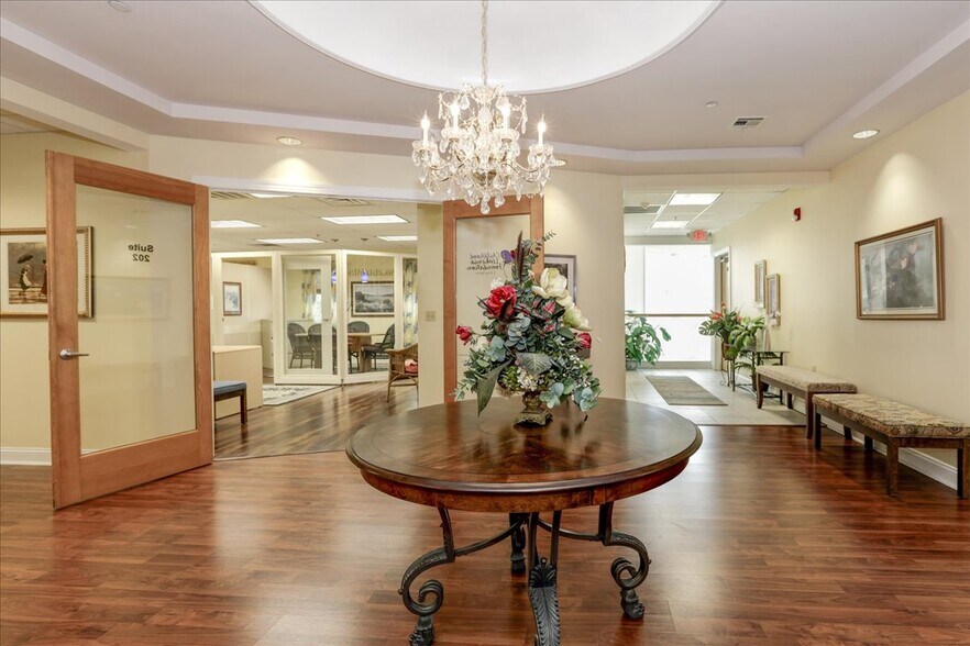 More Photos Of 807 Mantoloking Rd, Brick Office For Sale