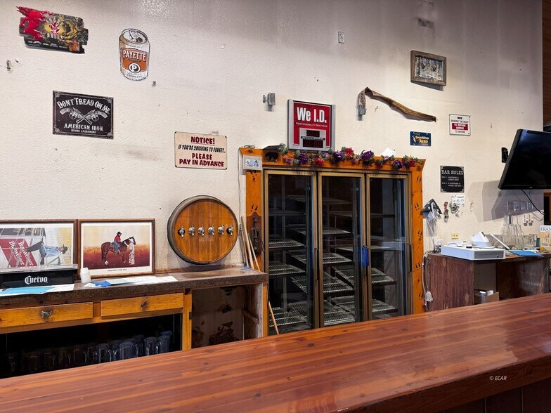 More Photos Of 479 6th Street St, Wells Industrial For Sale