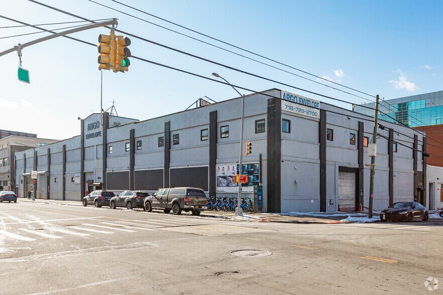 More Photos Of 4310 21st St, Long Island City Warehouse For Lease