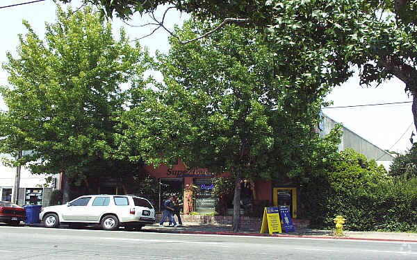 More Photos Of 526 3rd St, San Rafael Storefront Retail Office For Lease
