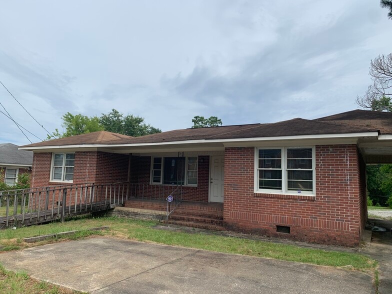 More Photos Of 1924 Warm Springs Rd, Columbus Medical For Sale