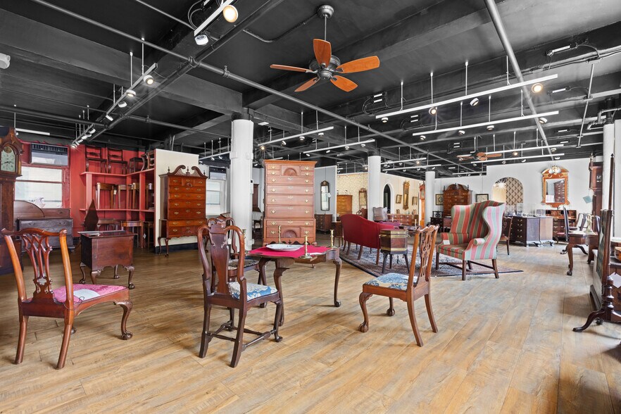 More Photos Of 227-239 W 17th St, New York Apartments For Sale