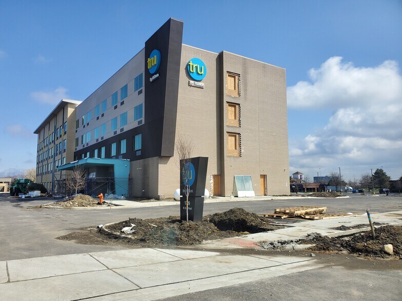 Primary Photo Of 1850 W Diehl Rd, Naperville Land For Sale