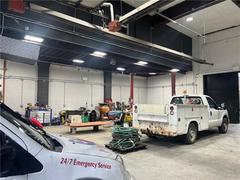 More Photos Of 360 Broadway, Staten Island Warehouse For Sale