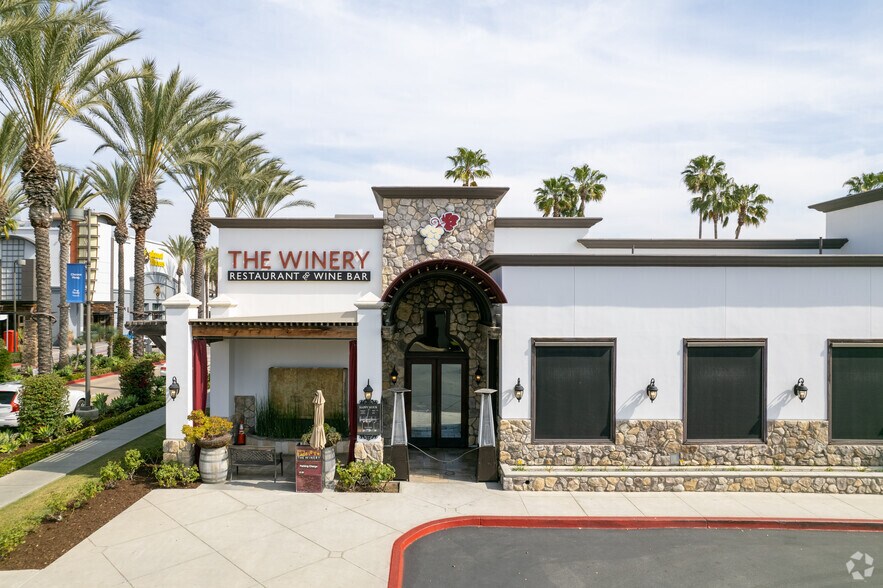 More Photos Of 2201-2895 Park Ave, Tustin Unknown For Lease