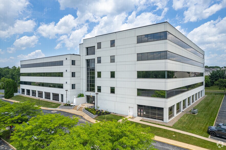 Primary Photo Of 4550 Linden Hill Rd, Wilmington Office For Lease