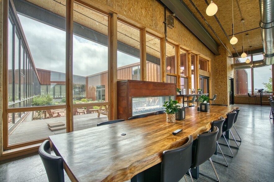 More Photos Of 101 S Taylor Ave, Louisville Warehouse For Sale