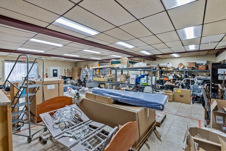 More Photos Of 2814-2818 E Allegheny Ave, Philadelphia Storefront Retail Office For Lease
