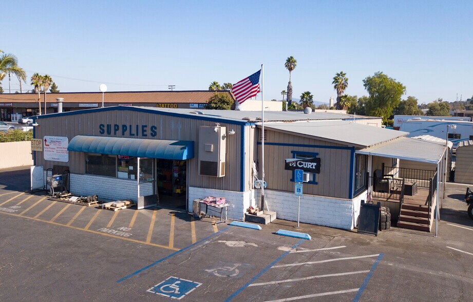 More Photos Of 945 W Mission Ave, Escondido Auto Dealership For Sale
