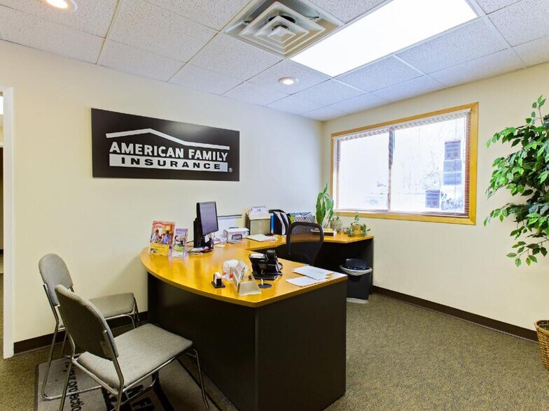 More Photos Of 7962 Oaklandon Rd, Indianapolis Medical For Lease