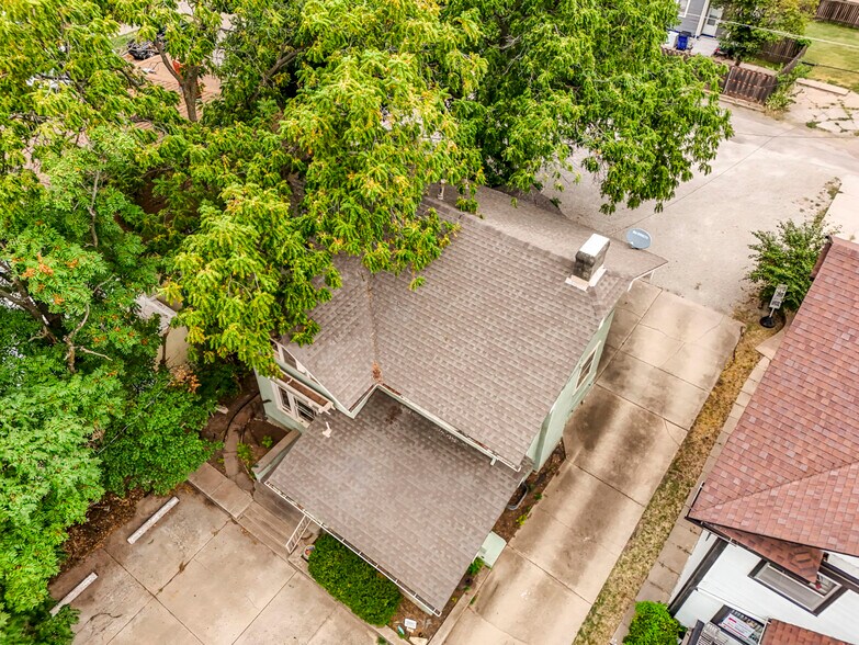 More Photos Of 2808 E Douglas Ave, Wichita Storefront Retail Office For Sale