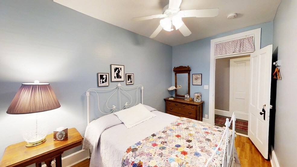 More Photos Of 809 N Main St, Alma Freestanding For Sale