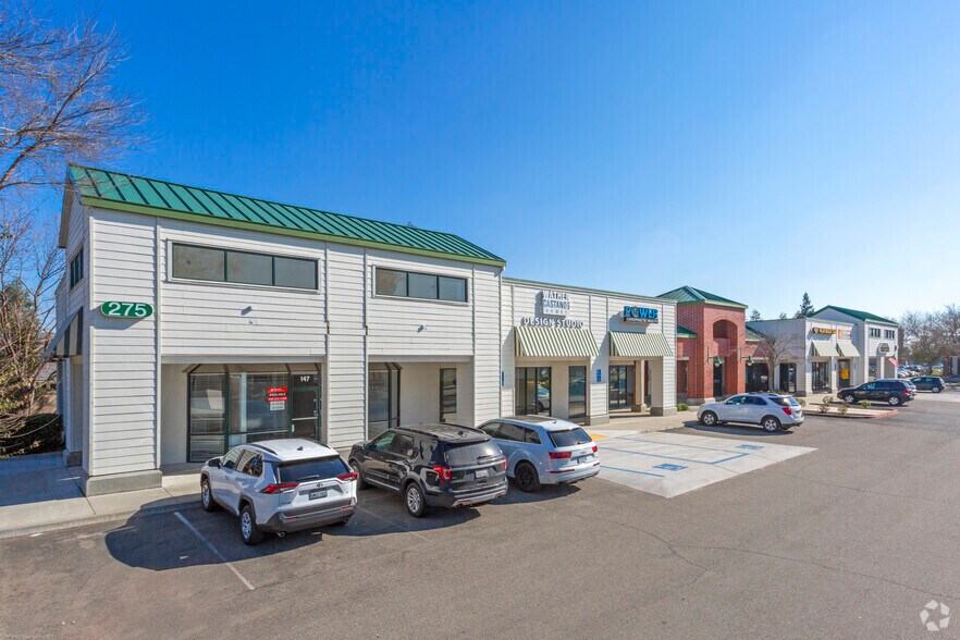 Primary Photo Of 255-275 N Clovis Ave, Clovis General Retail For Sale