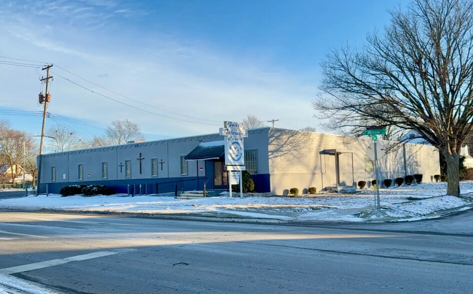 More Photos Of 1819 W Willow St, Lansing Religious Facility For Sale