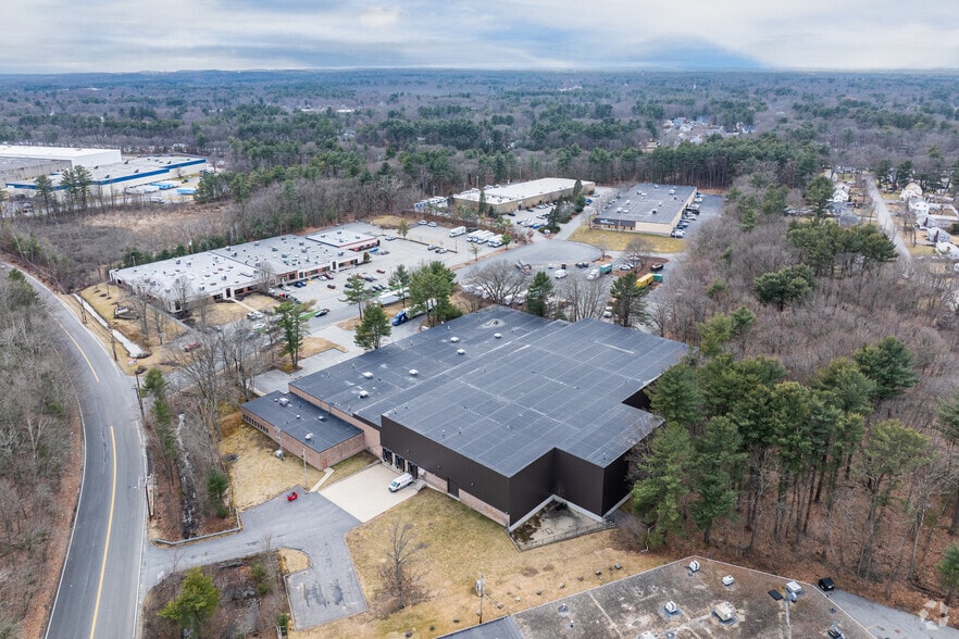 More Photos Of 1 Cornell Pl, Wilmington Warehouse For Lease